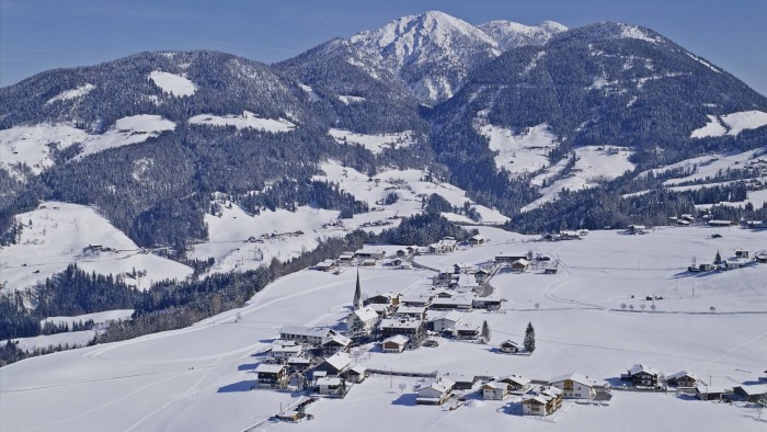Luftbild Brandenberg Dorf Winter